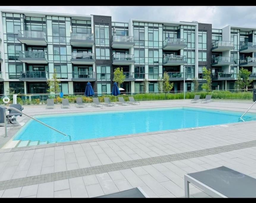 Cozy South View Suite Overlooking The Nature Trail Innisfil Exterior foto
