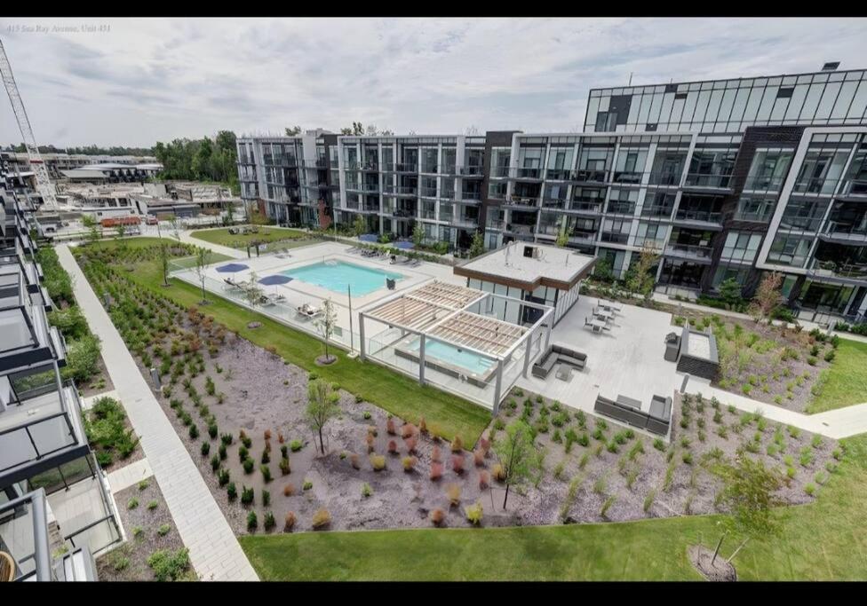 Cozy South View Suite Overlooking The Nature Trail Innisfil Exterior foto