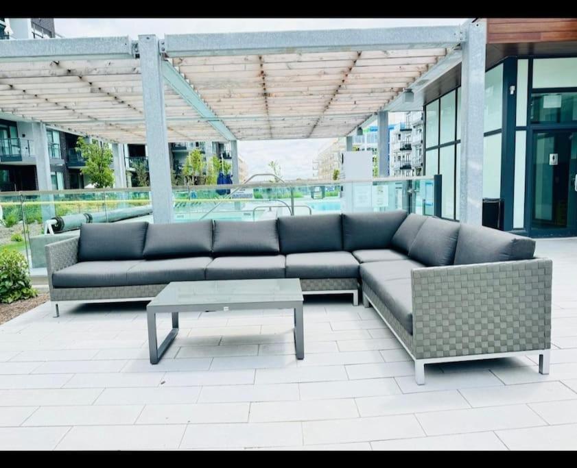 Cozy South View Suite Overlooking The Nature Trail Innisfil Exterior foto